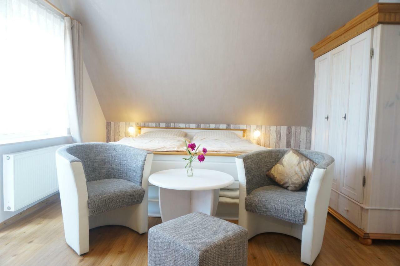 Pension Tuexen Hasselberg  ภายนอก รูปภาพ